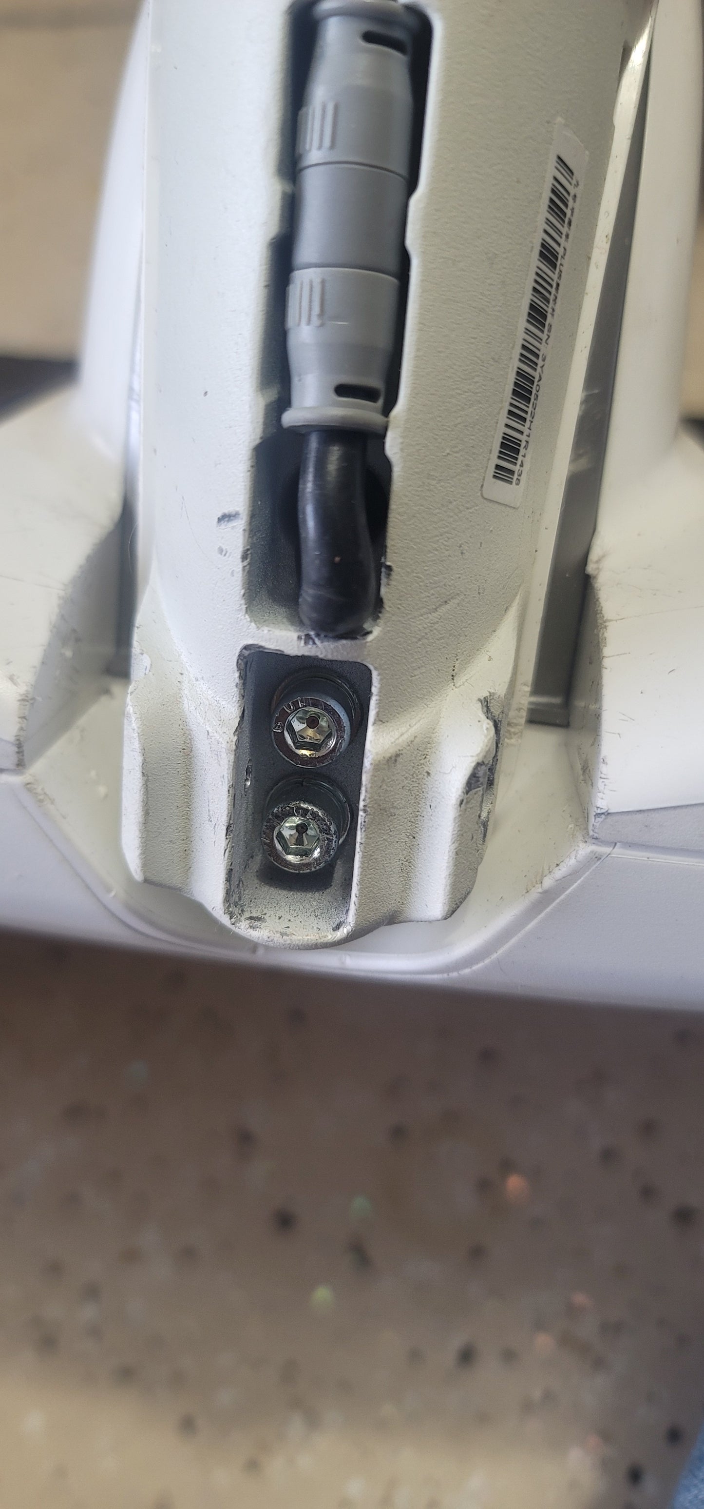Segway Ninebot-S Plus Kneebar Removal Tool